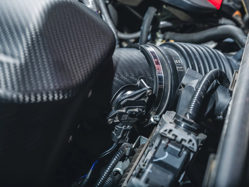 AWE Tuning Carbon Intake | 2023-2024 Toyota GR Corolla (2660-15316)