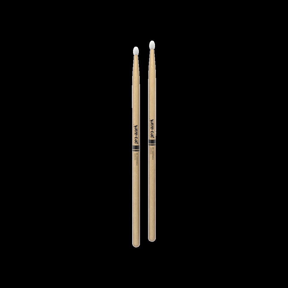 Classic Forward 5B Hickory Drumstick, Oval Nylon Tip