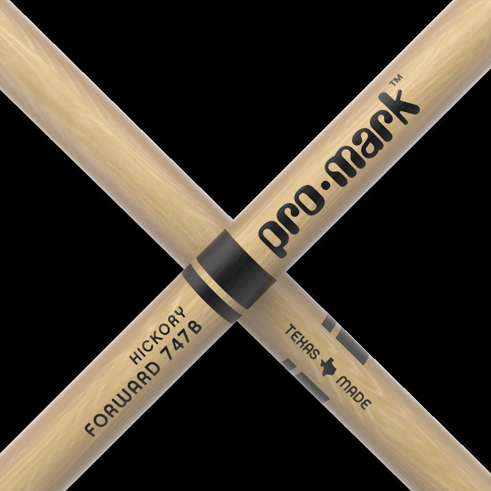 Classic Forward 747B Hickory Drumstick, Oval Wood Tip