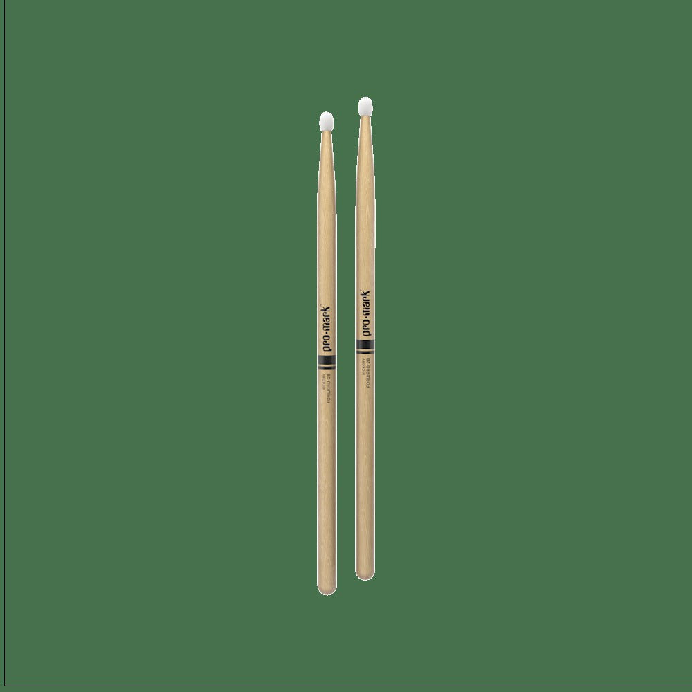 Classic Forward 2B Hickory Drumstick, Oval Nylon Tip