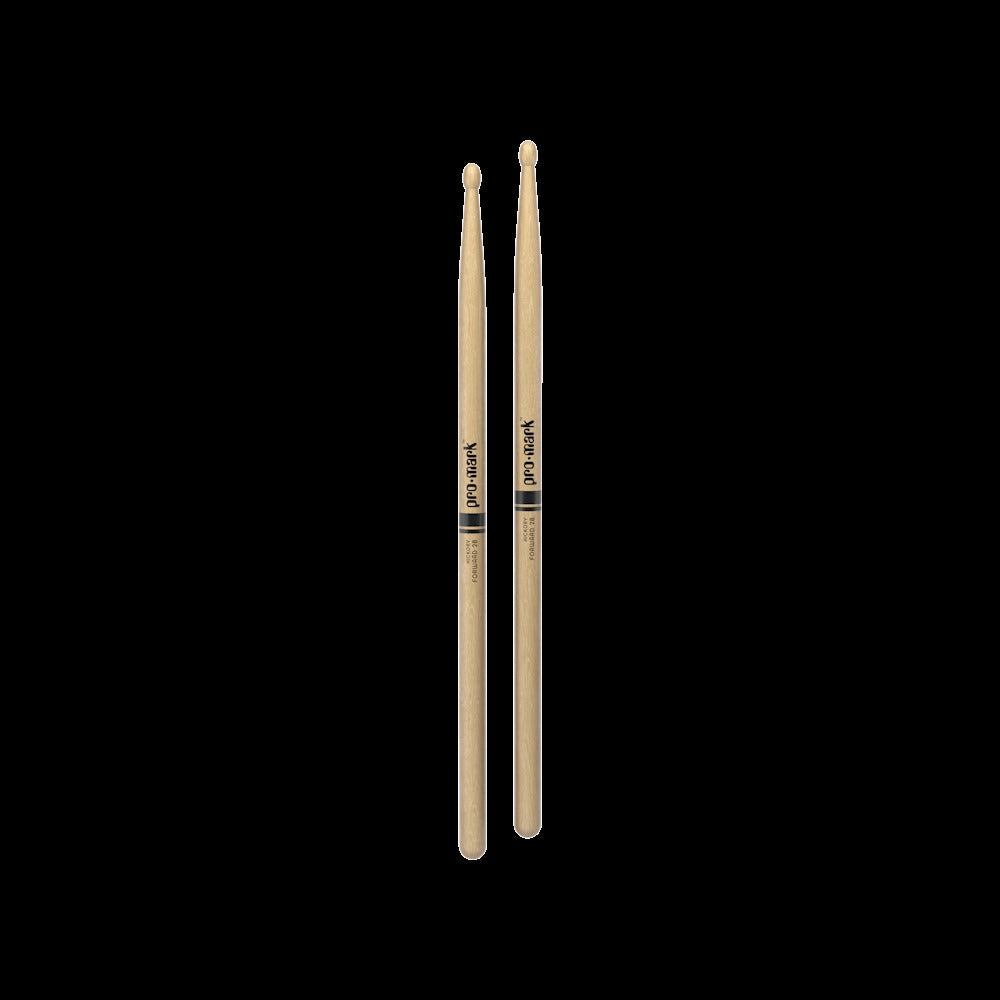 Classic Forward 2B Hickory Drumstick, Oval Wood Tip